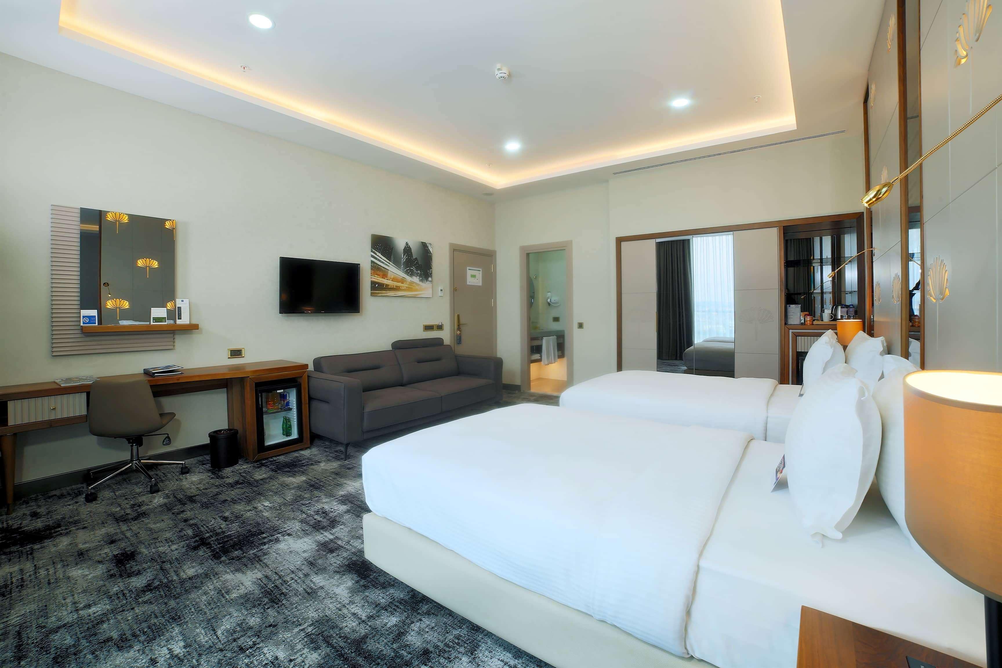 ทริป บาย วินด์แฮม อิสตันบูล ทอปกาปิ Hotel ภายนอก รูปภาพ