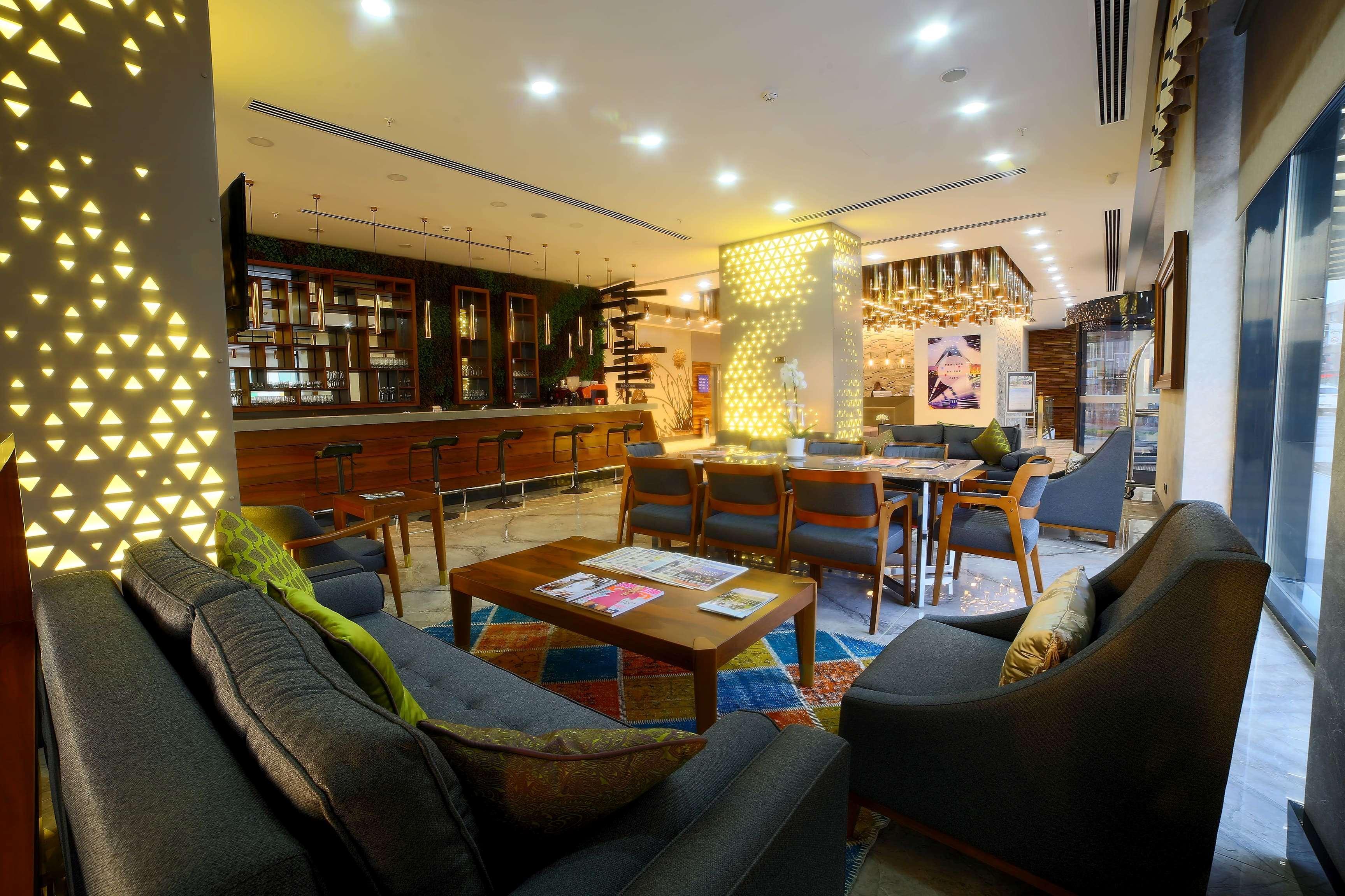 ทริป บาย วินด์แฮม อิสตันบูล ทอปกาปิ Hotel ภายนอก รูปภาพ
